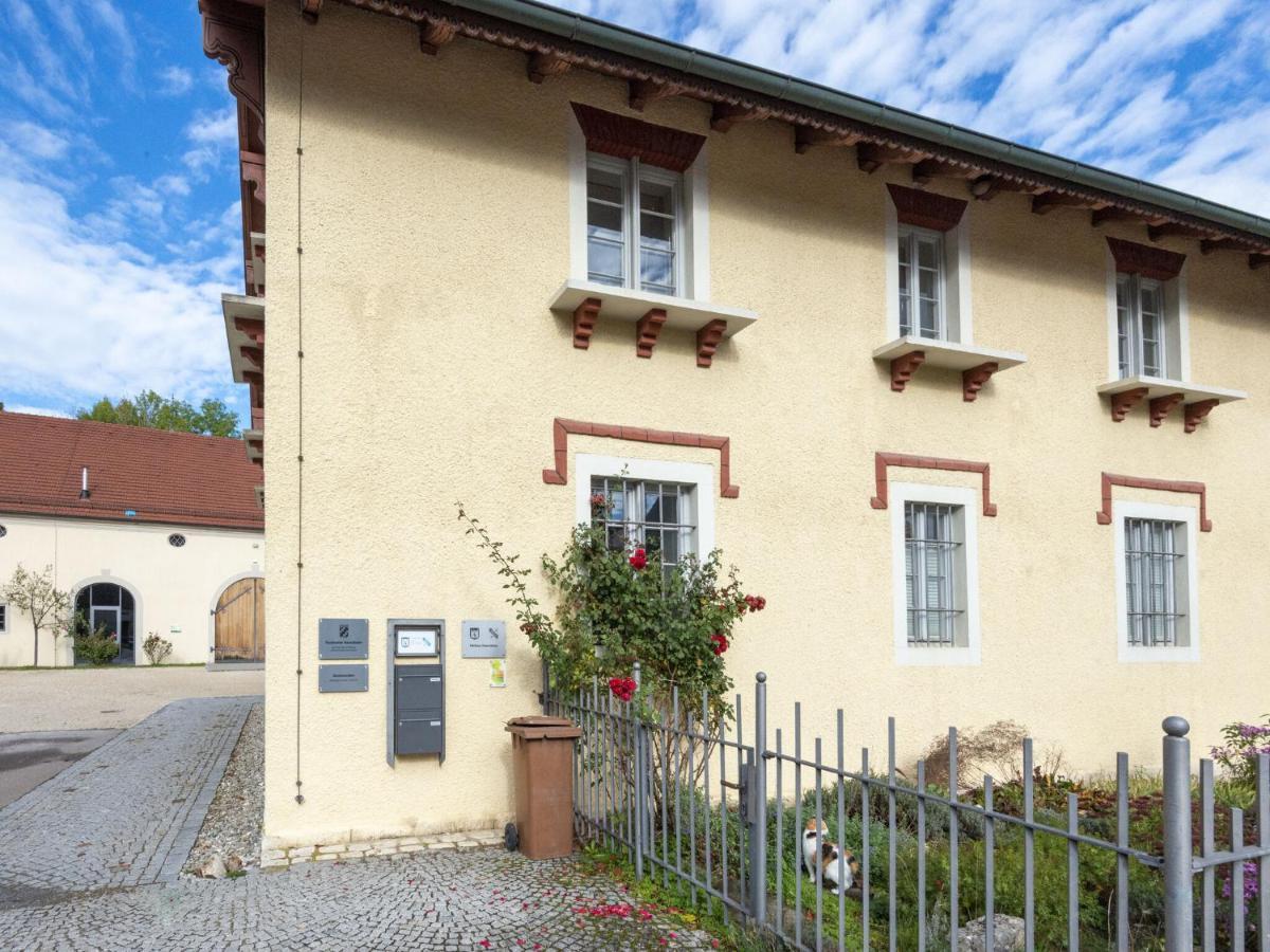 Apartment With Terrace In An Ideal Location Haunsheim Esterno foto