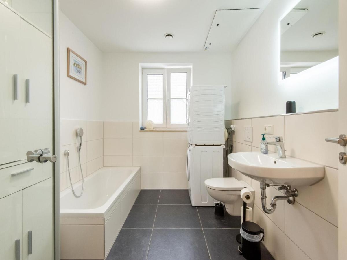 Apartment With Terrace In An Ideal Location Haunsheim Esterno foto